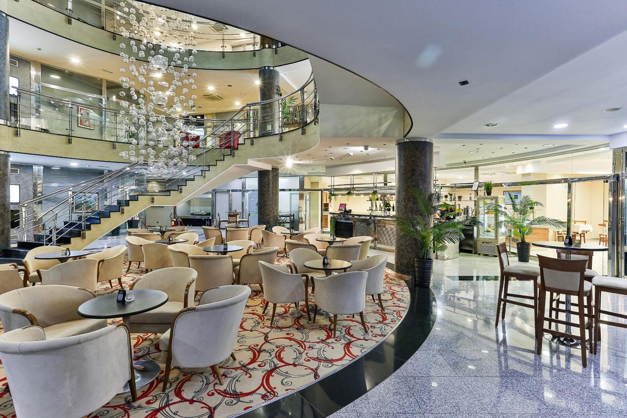 Kings Park Hotel Podgorica Kültér fotó