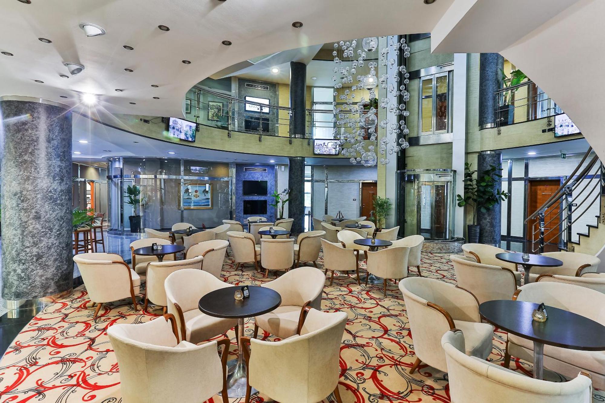 Kings Park Hotel Podgorica Kültér fotó