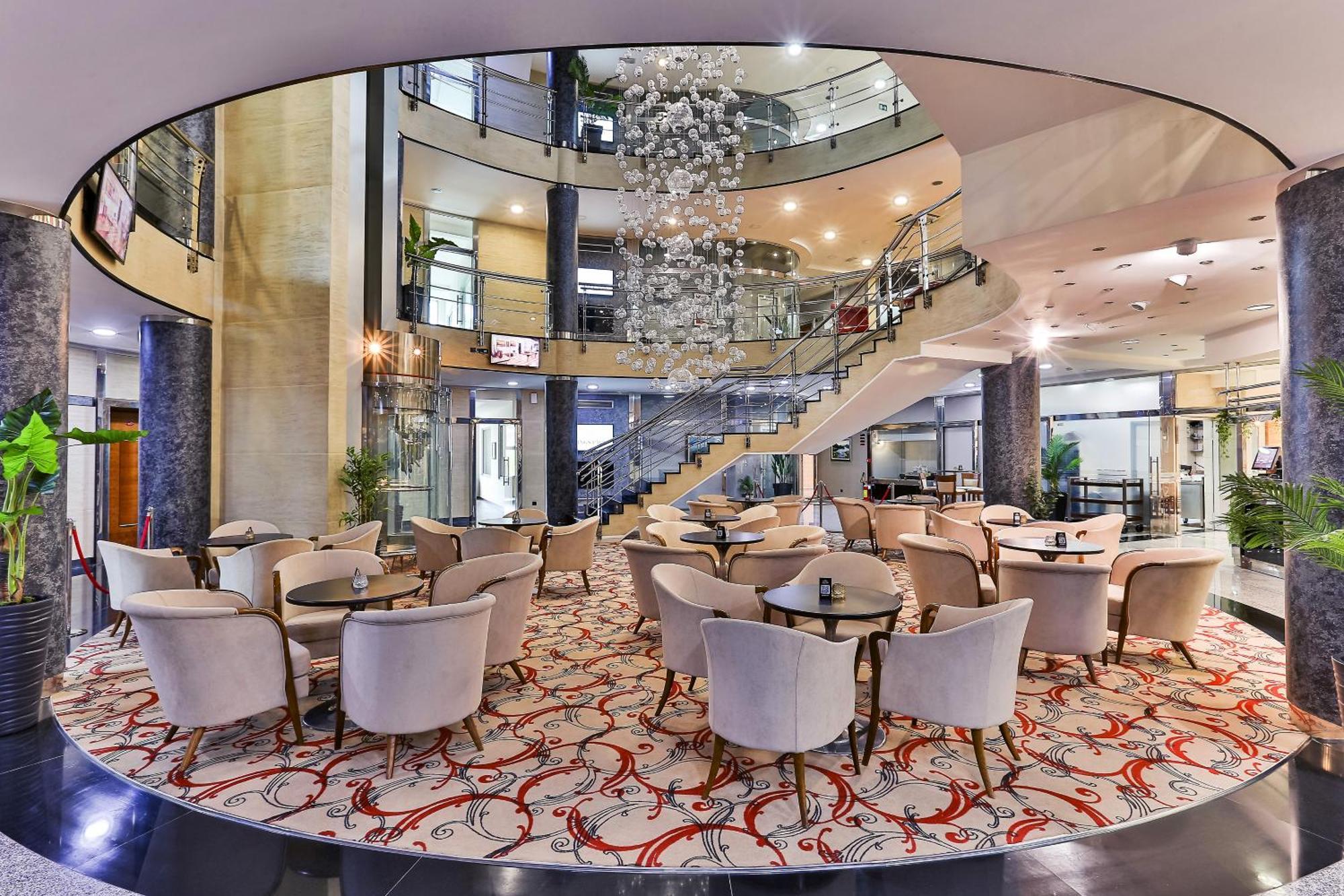Kings Park Hotel Podgorica Kültér fotó