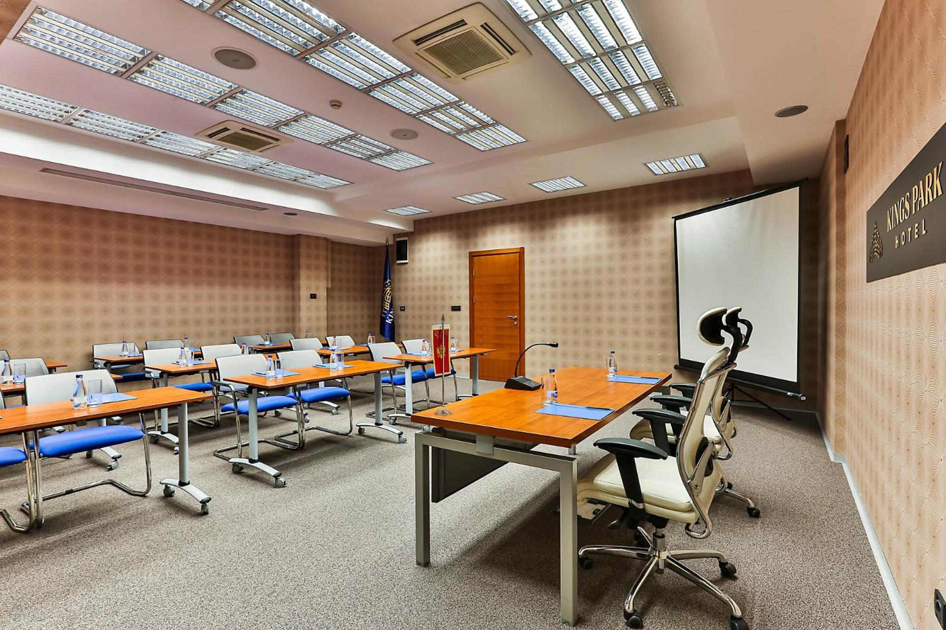 Kings Park Hotel Podgorica Kültér fotó